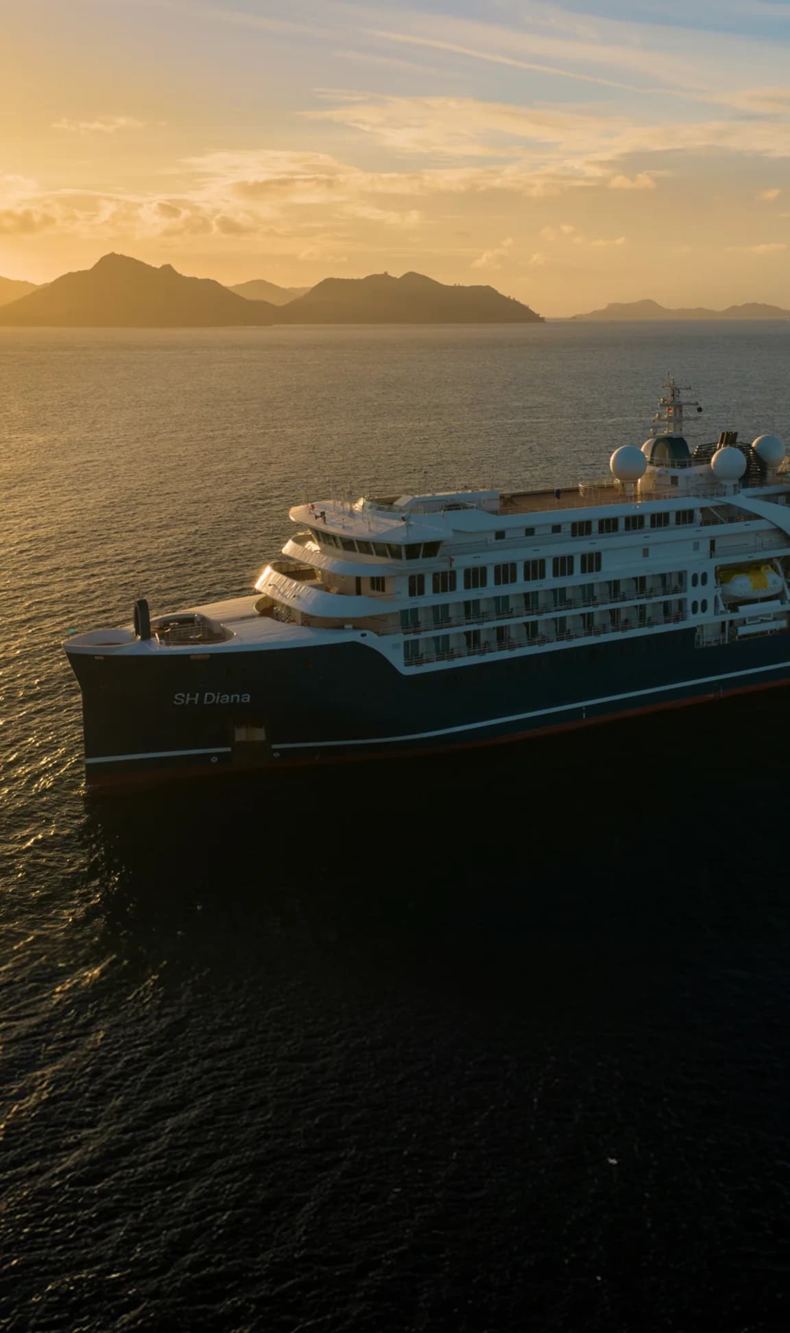 SH Diana at anchor in golden evening light